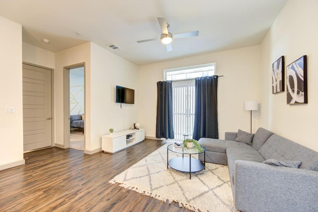 Fancy Apt Downtown. Pool. Gym. Lounge. Pet Ok Houston Exterior foto