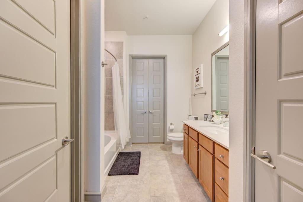 Fancy Apt Downtown. Pool. Gym. Lounge. Pet Ok Houston Exterior foto