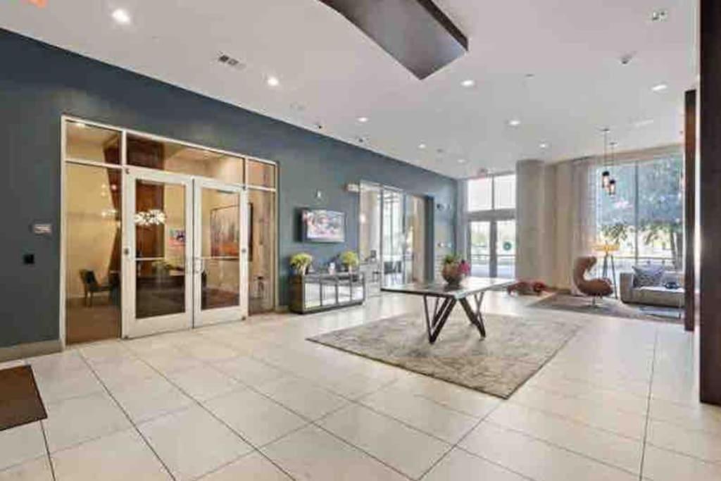 Fancy Apt Downtown. Pool. Gym. Lounge. Pet Ok Houston Exterior foto